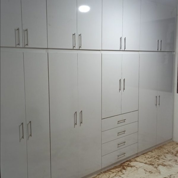 کمد دیواری چهارکشو چارچوبی