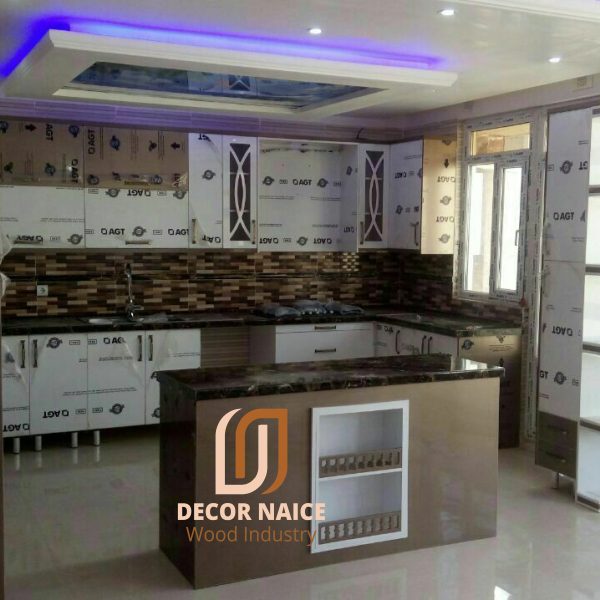 کابینت هایگلاس دکورنایس طرح آدینا
